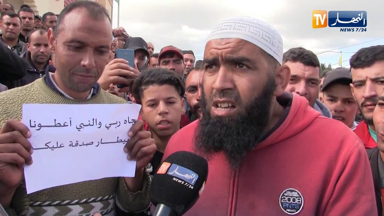 الشلف : سكان بلدية تاجنة يغلقون مقر البلدية مطالبين بعيادة متعددة الخدمات