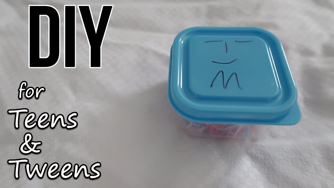 DIY TRAVEL ACTIVITY FOR TEENS & TWEENS l UNDER $5 CRAFT FROM DOLLAR TREE