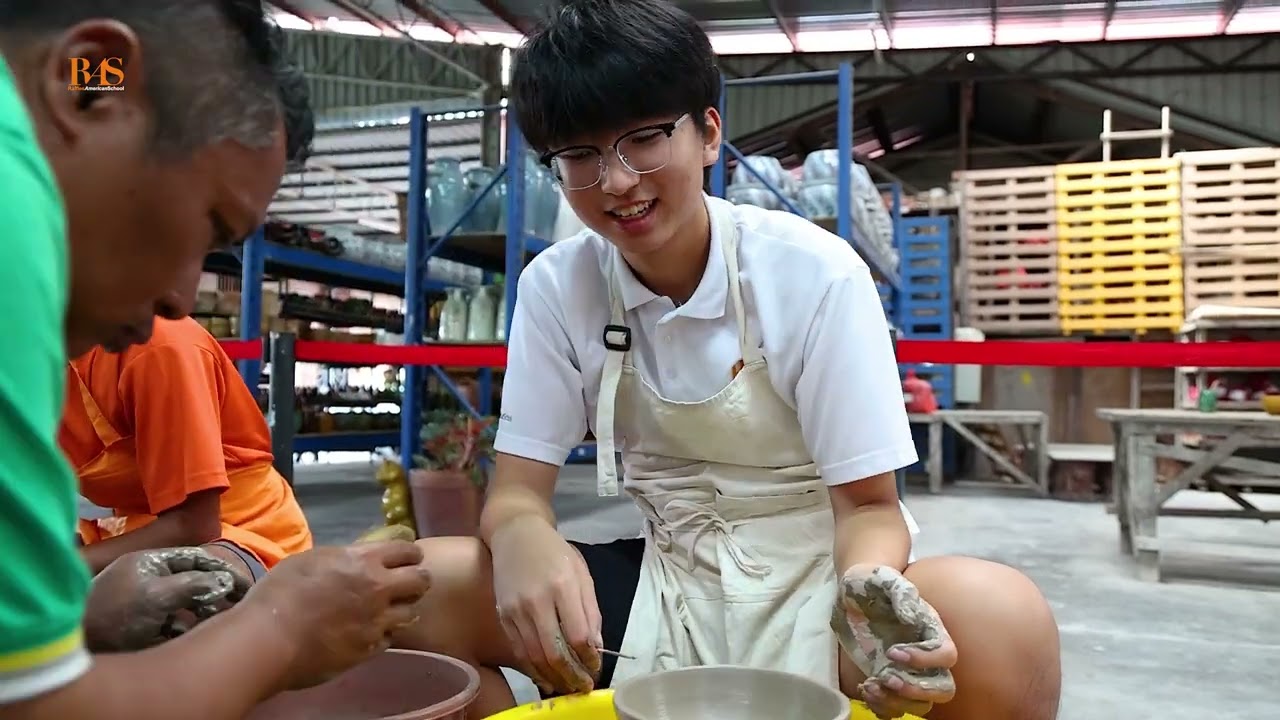 AP Art Field Trip to AW Pottery
