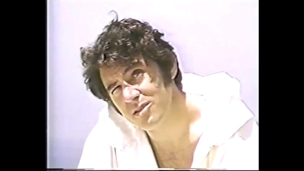 I'm all I Need -  Anthony Newley (improved audio)