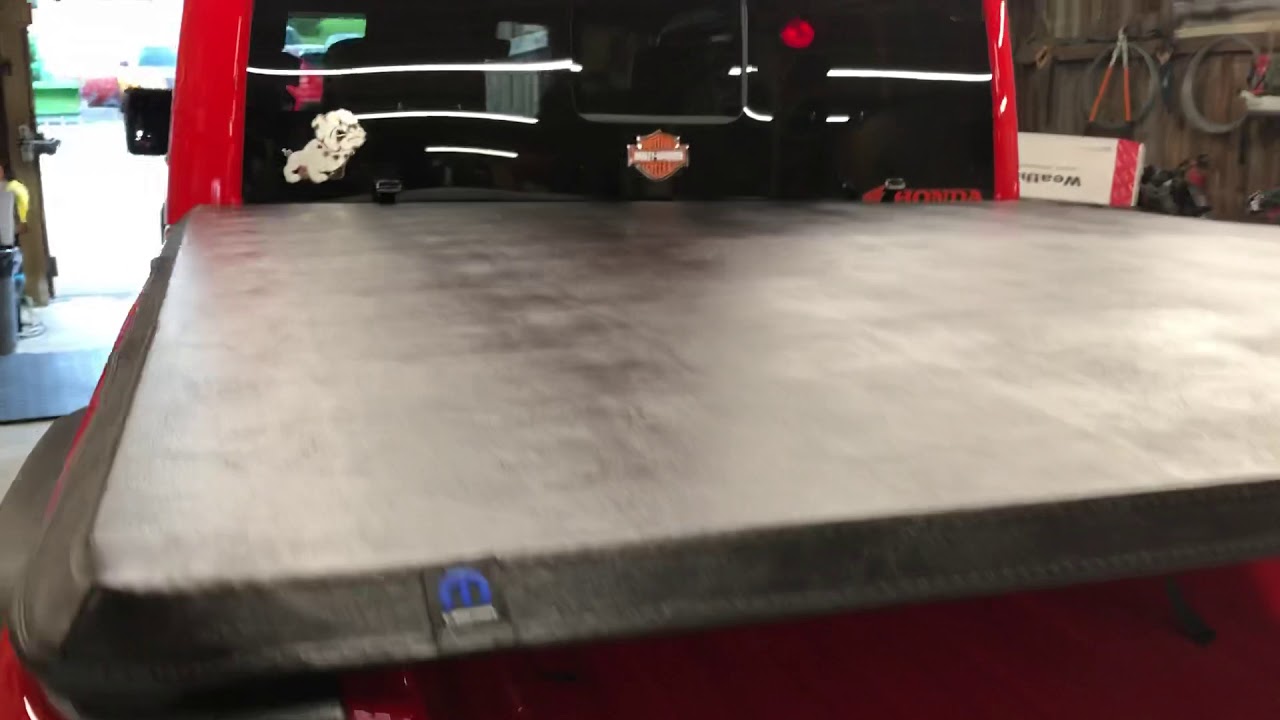 ICE AGE TV New 2020 Jeep Gladiator Tri Fold Soft Cover Review