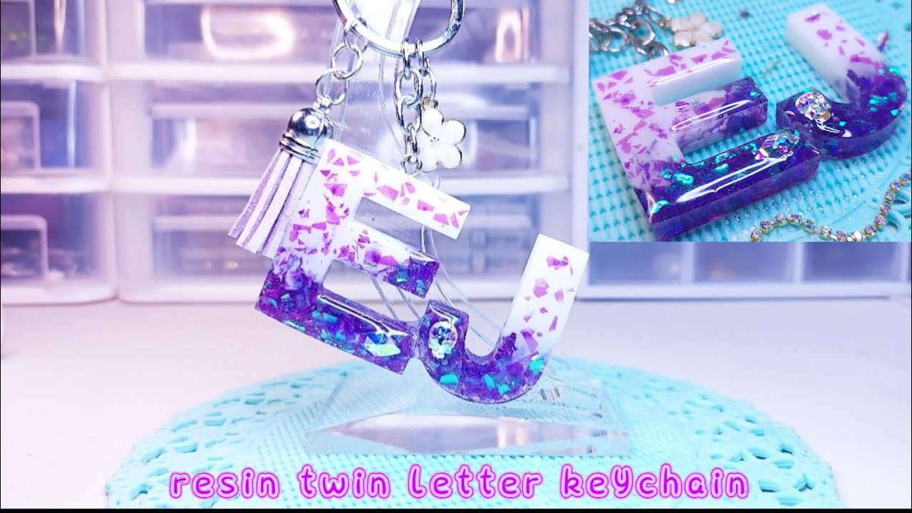 resin twin letter keychain • resin art • resin crafts • diy keychains • #diyprojects #diywithme