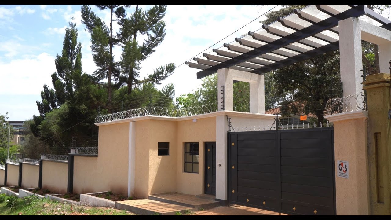 BOUNDARY WALL  KAREN