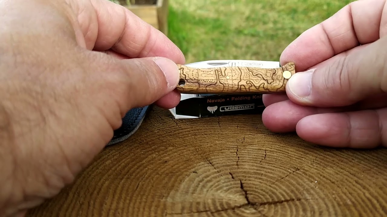 Navaja Cudeman 332-L mod MT-10 patrón mapa, madera olivo
