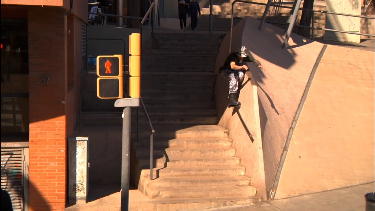 Left over clip - Plastic Pushers 4