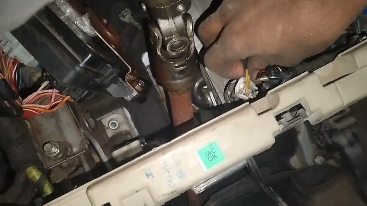 U1101 .EMS node absent. U100100 EMS message timeout Mahindra XUV 500 .w10 model.