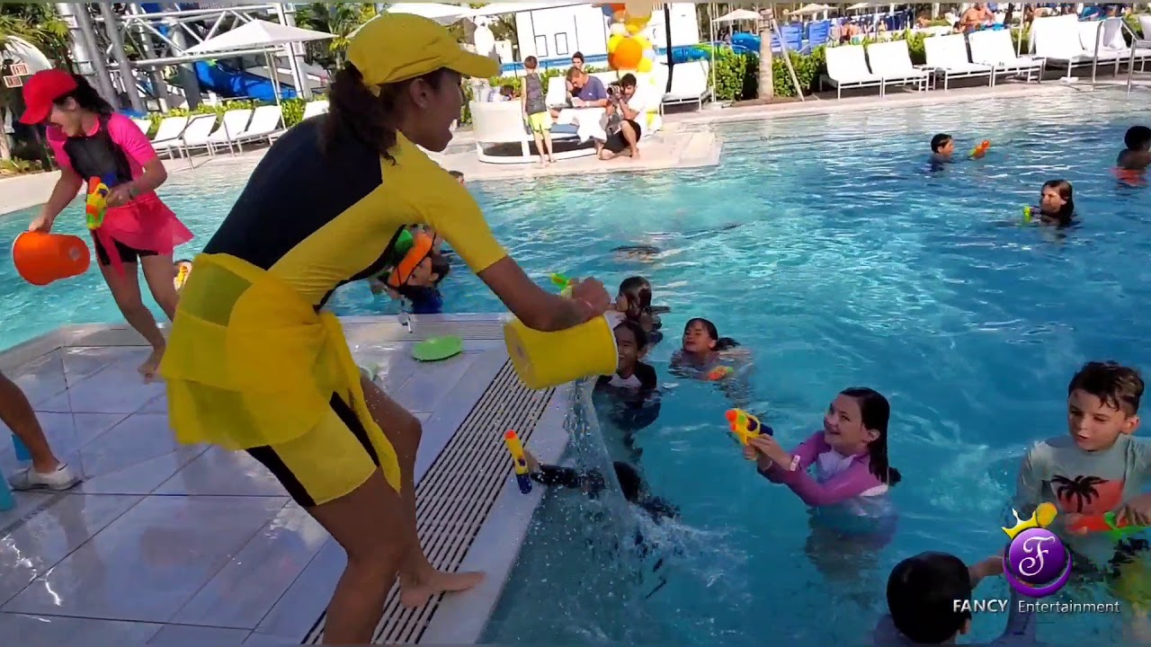 Pool Party!