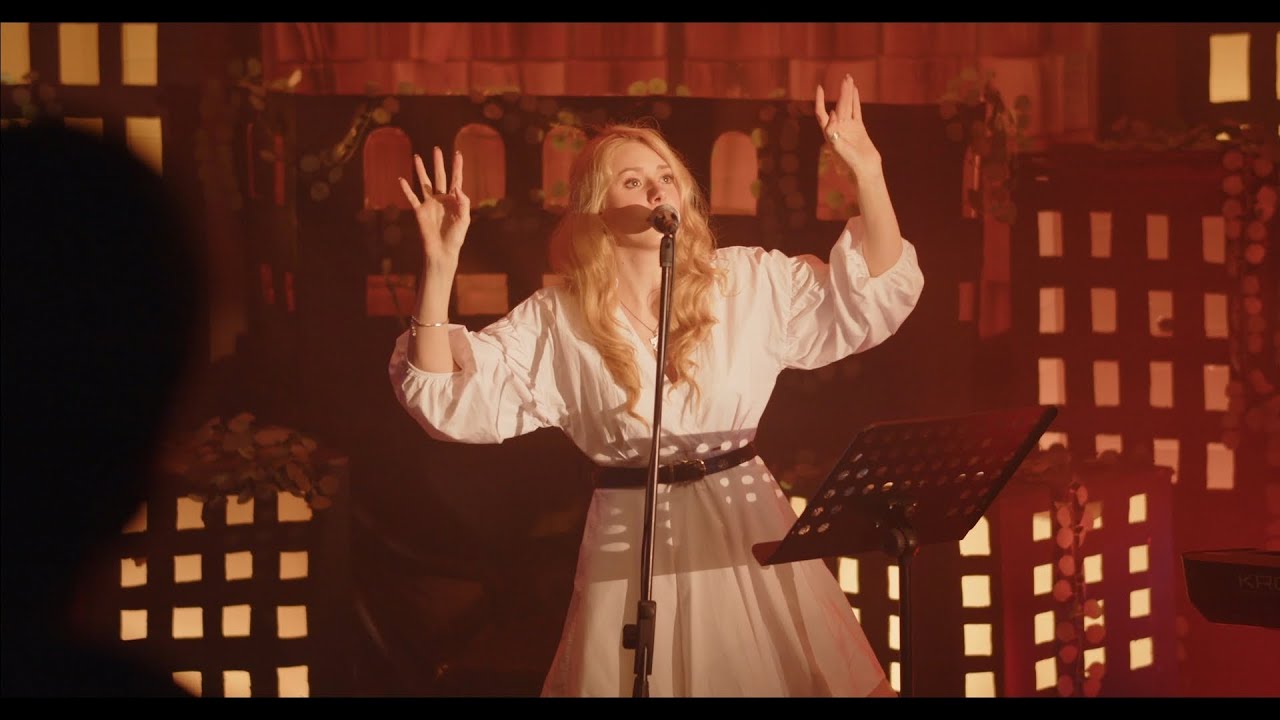 Zeynep Bastık – Felaket (Cover by Daryn Blank)