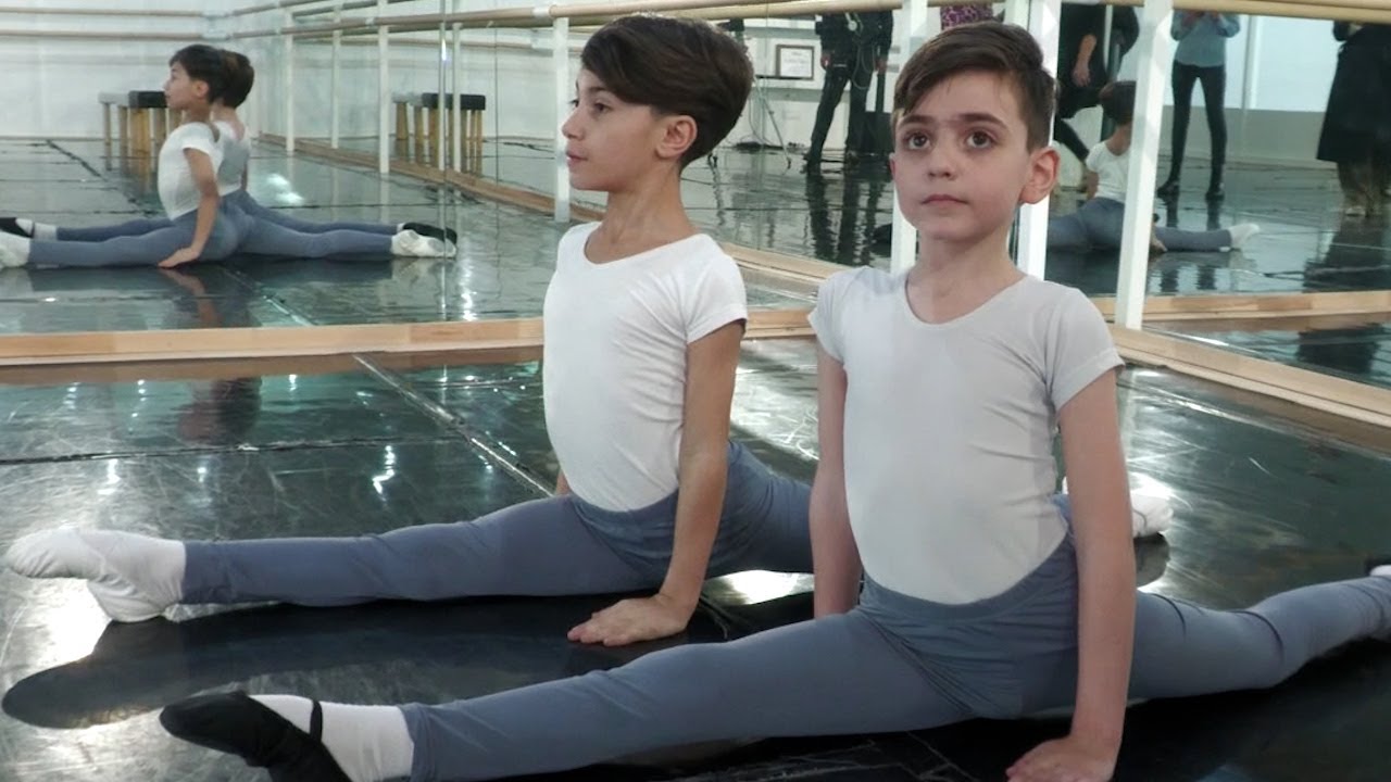 Alessandro e Fabrizio alla scuola del San Carlo sognando Bolle