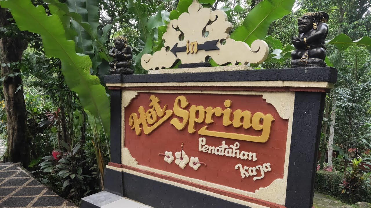 Exotic Hot Spring at riverside Penatahan Bali / Pemandian Air panas penatahan Bali