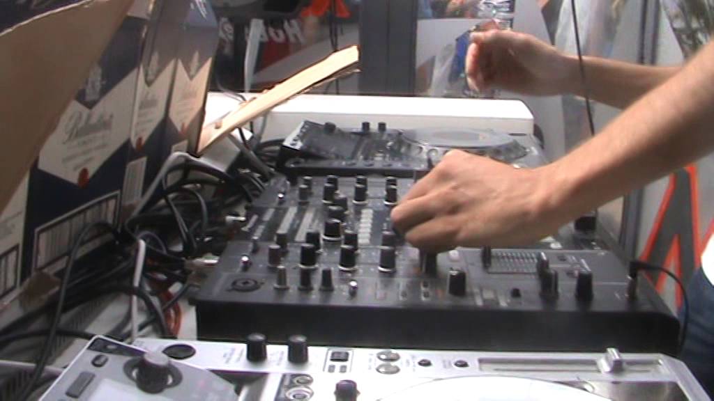FERNANDO MESA   NEPTUNO HOUSE CLUB FIESTA DEL AGUA 2015