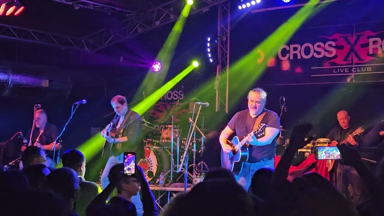 Cisco - Canzone dalla fine del mondo (live in Roma)