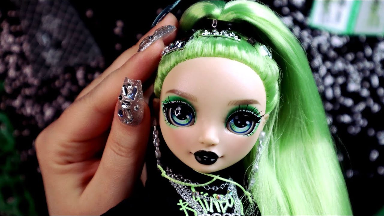 Green Diva Jade Hunter Fantastic Fashion Doll ✨ Relaxing ASMR Unboxing
