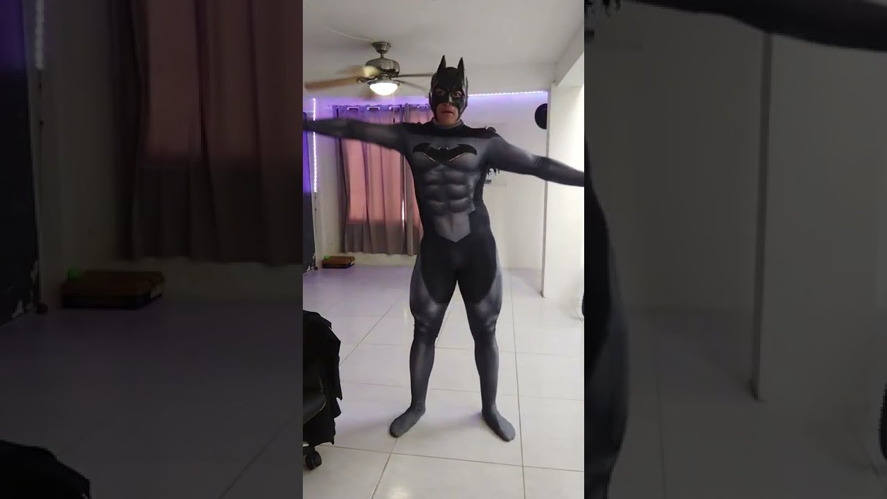 Como bailar como gogo dancer By Batman