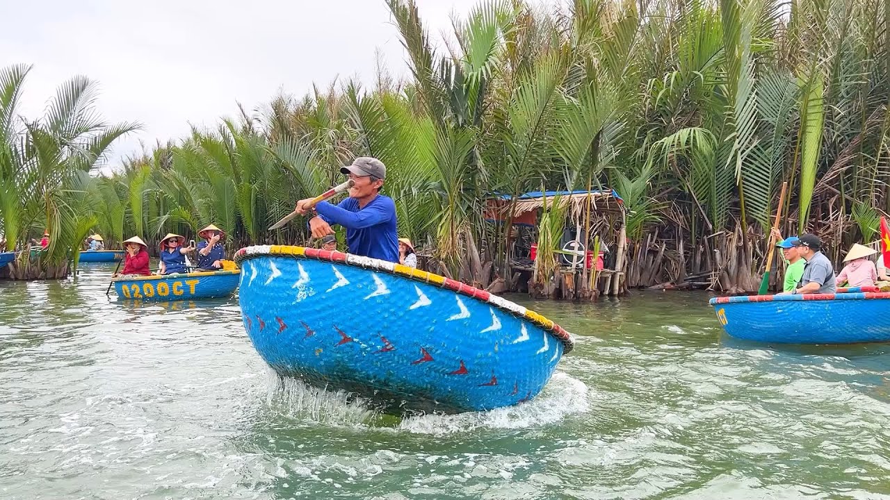 XUYÊN VIỆT LẦN 1 TẬP 4 - KHÁM PHÁ ĐÀ NẴNG, HỘI AN CŨNG GIA ĐÌNH MÌNH NHÉ