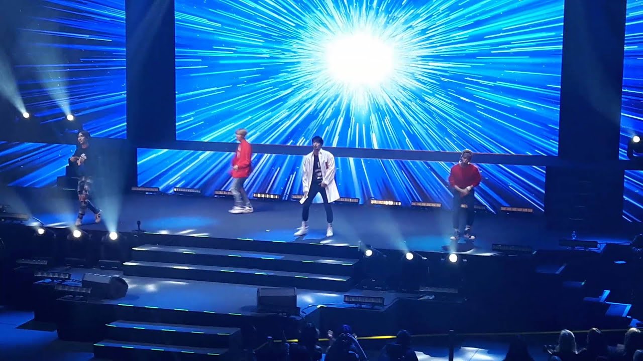 [FANCAM] 151204 SHINee (샤이니)- Beautiful