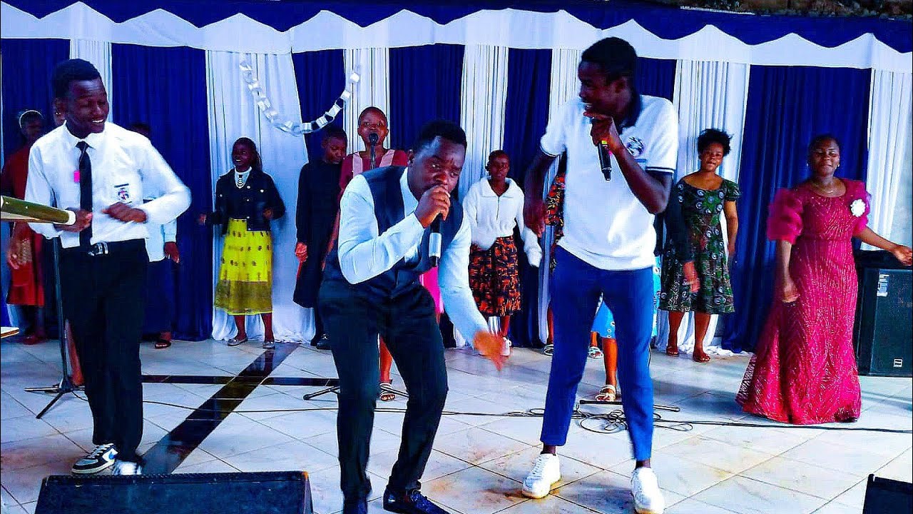 WELCOME TO LGCI DONYO SABUK SECOND SERVICE THEME : ANOINTED TO SERVE