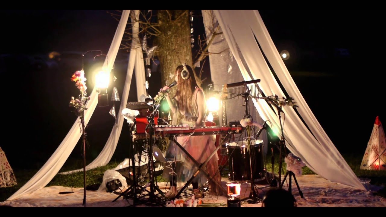 Neat's/SILENT HEADPHONE FES DIGEST