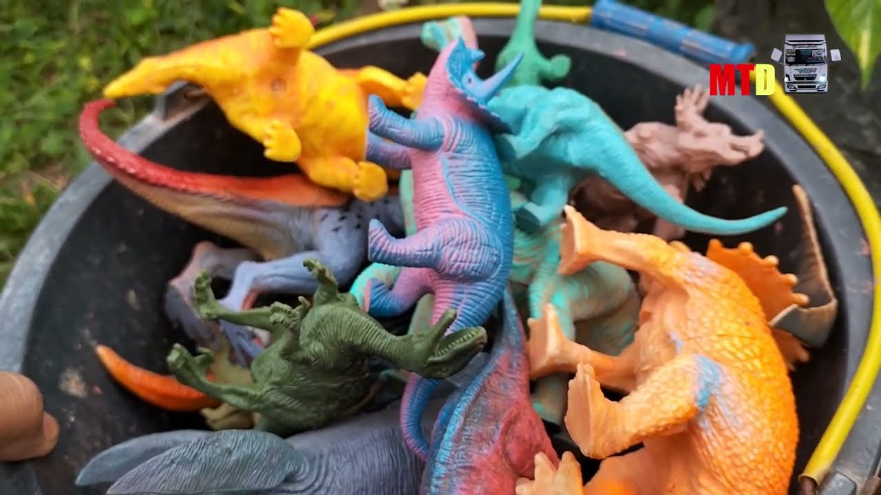 Mainan Dinosaurus: Mosasaurus,Dilophosaurus,T Rex,Triceratops,Pterodactyl,Brachiosaurus,Velociraptor