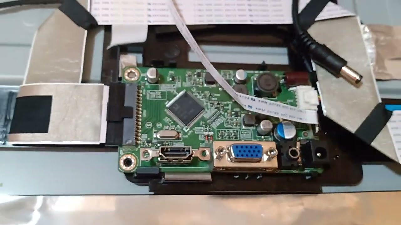 Monitor AOC 24B1XHM não liga. Como consertar?