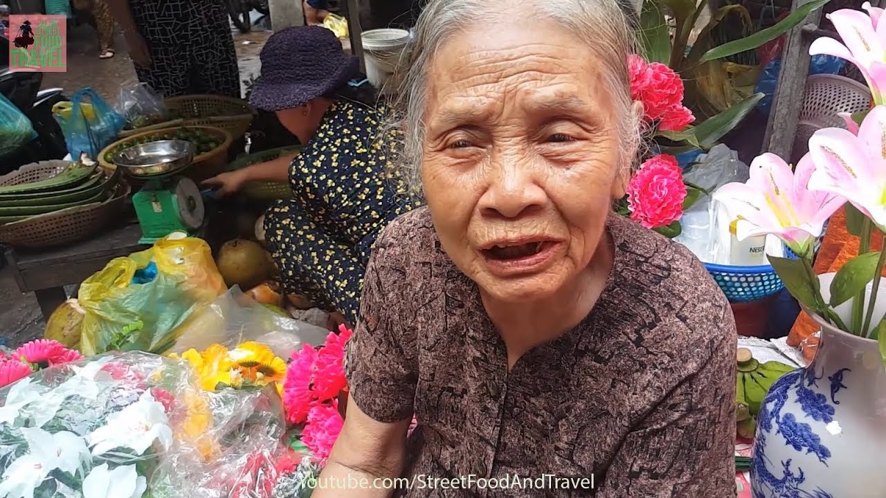 Amazing Chewing Betel Nut in Saigon Vietnam - Asian Food Market