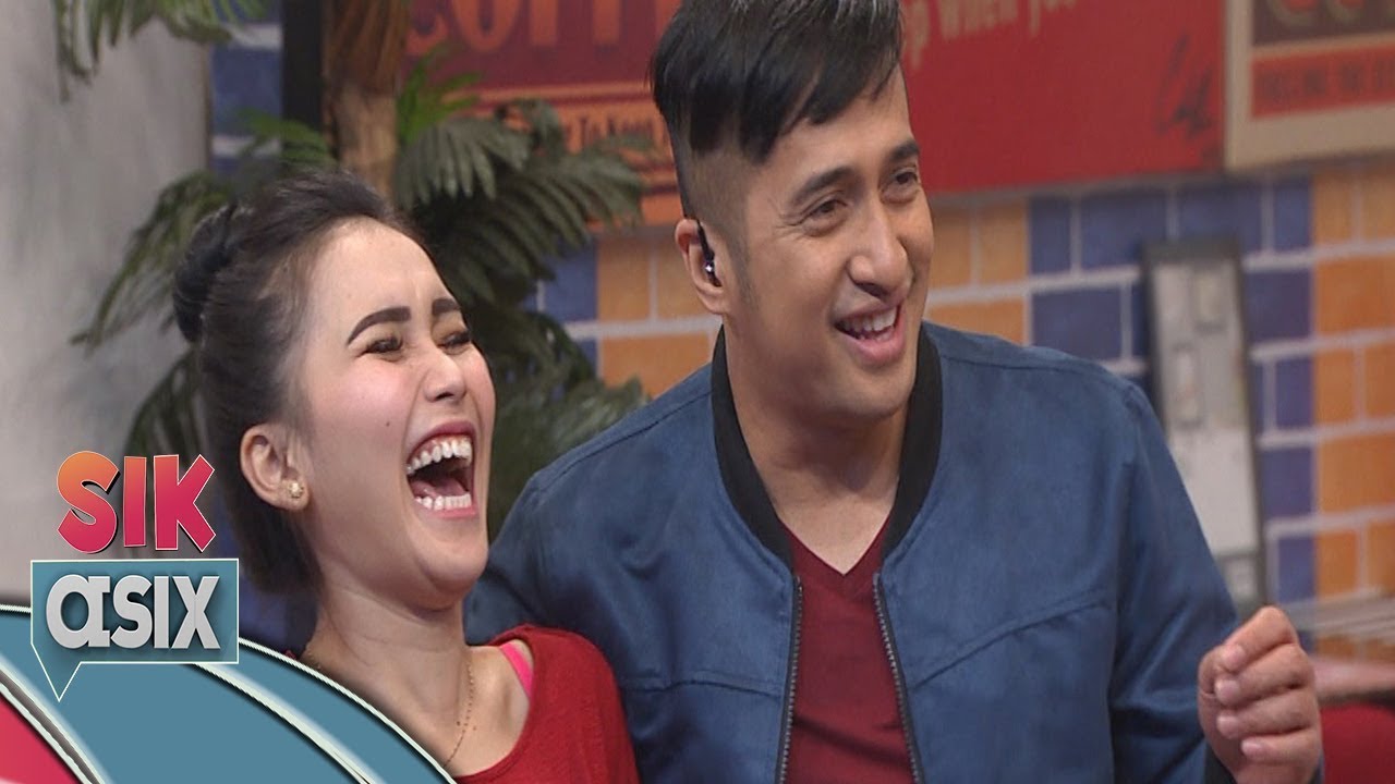 Ayu Ting Ting Kaget Rina Nose Bisa Niruin Boneka Annabelle - Sik Asix (7/10)
