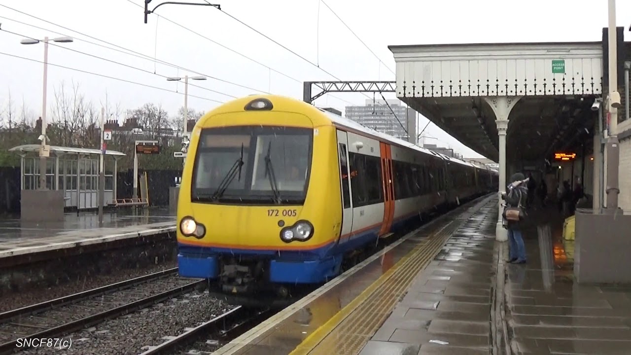London Overground Class 172 at Camden Road