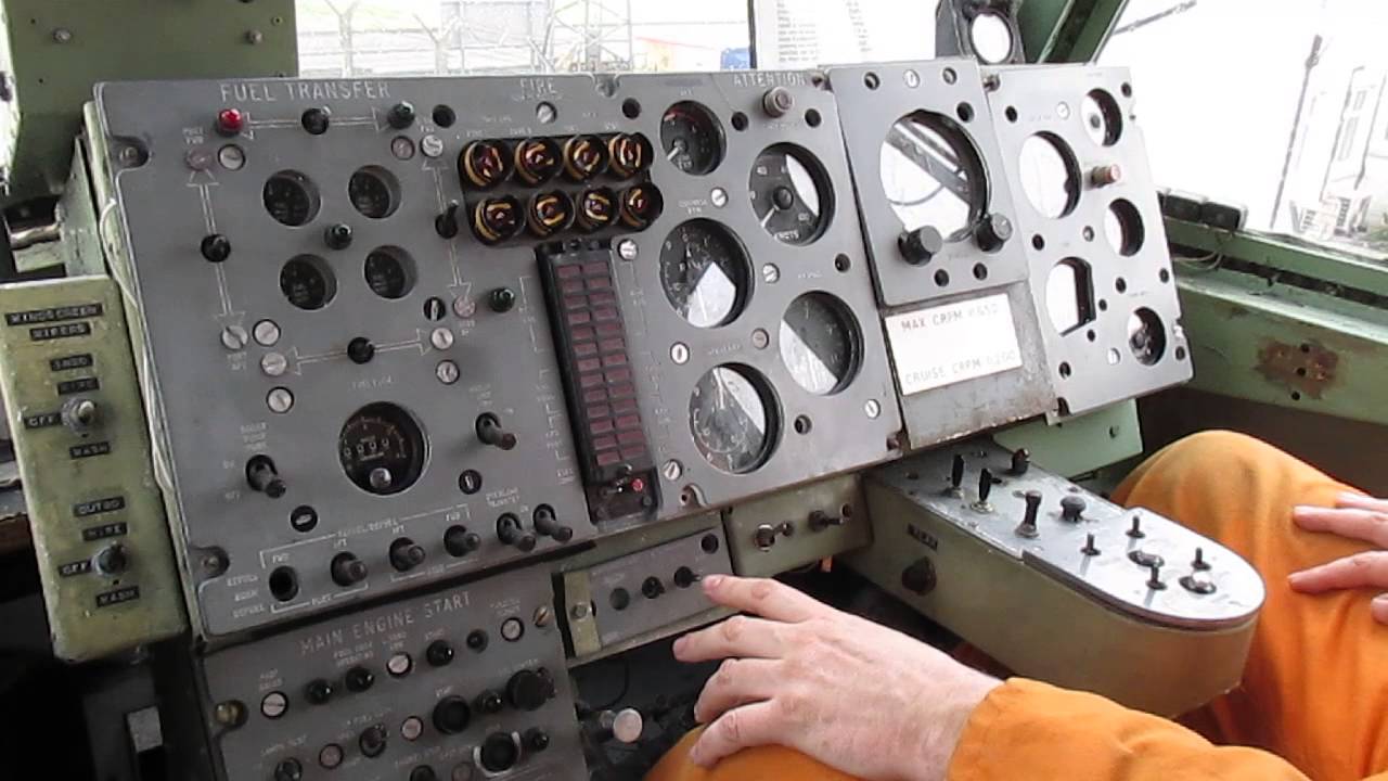 BHC-7 Hovercraft a Tour of the Flightdeck