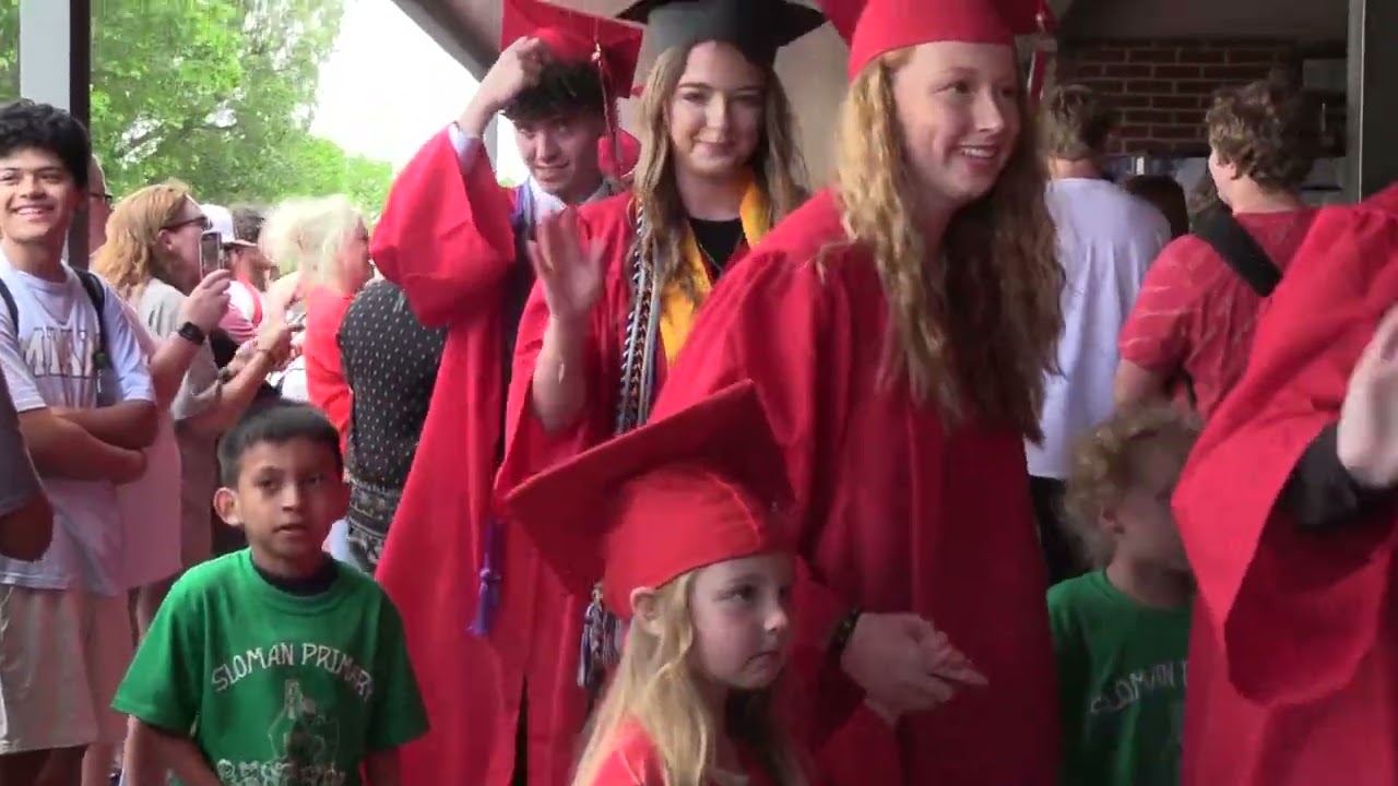 Senior Walk Through 2022
