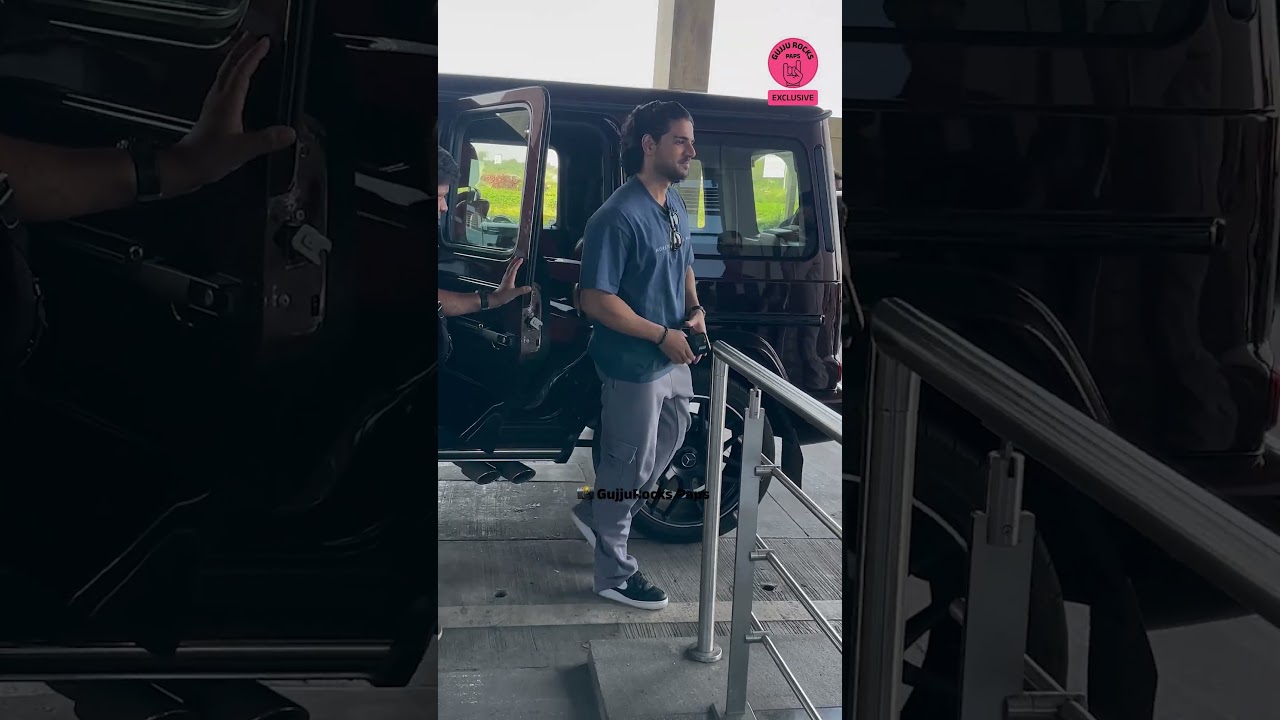 ✈️ Bollywood actor Suraj Pancholi was spotted at Surat Airport & 📸 captured by Gujjurocks' camera.