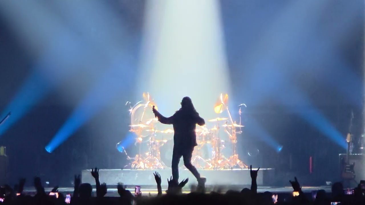 Maná en Fresno California 2025.  Asi fue su entrada en el concierto. #Maná #OscarGG 