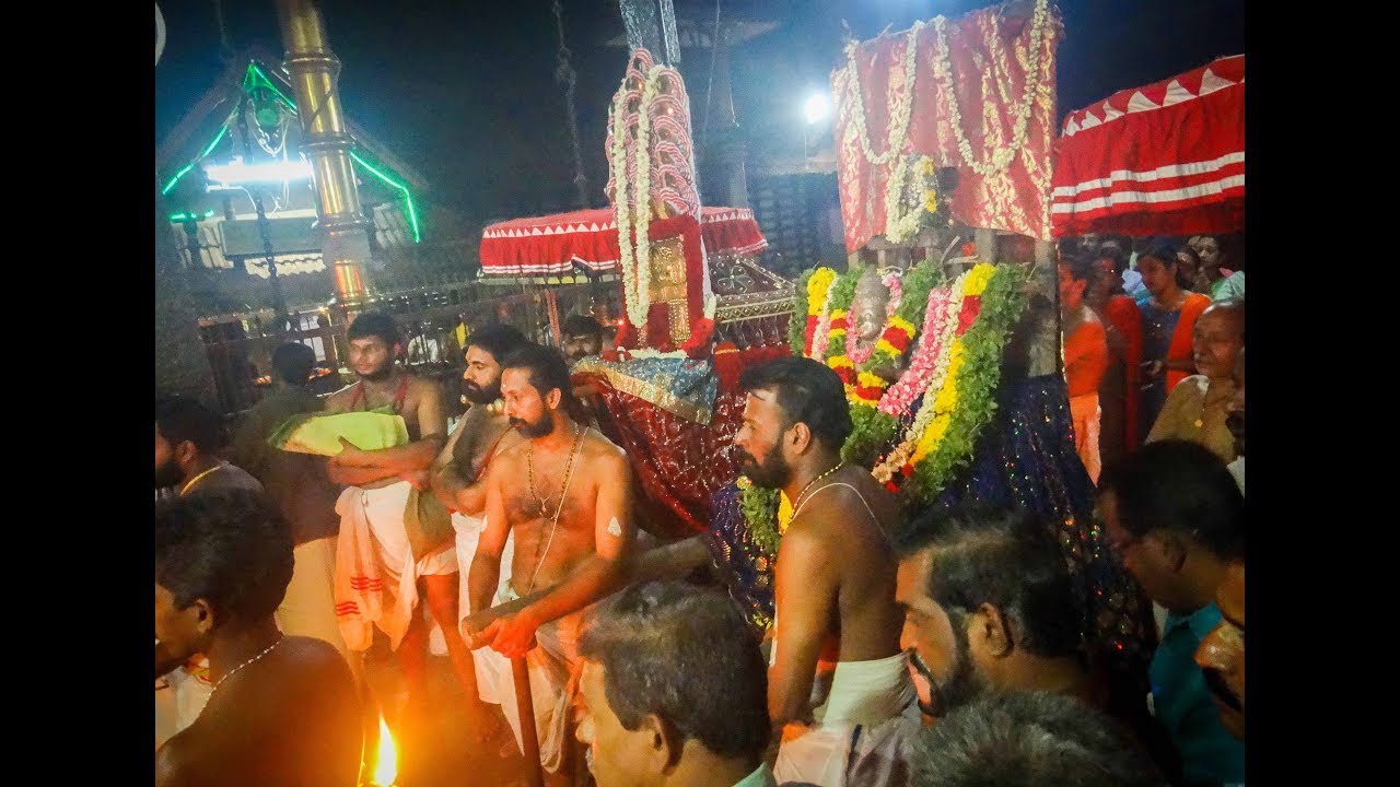 മാവേലിക്കര  ശ്രീകൃഷ്ണ സ്വാമിയും ചെട്ടികുളങ്ങര അമ്മയും കൂടിയുള്ള എഴുന്നള്ളത്ത് |Mavelikara SreeKrish|