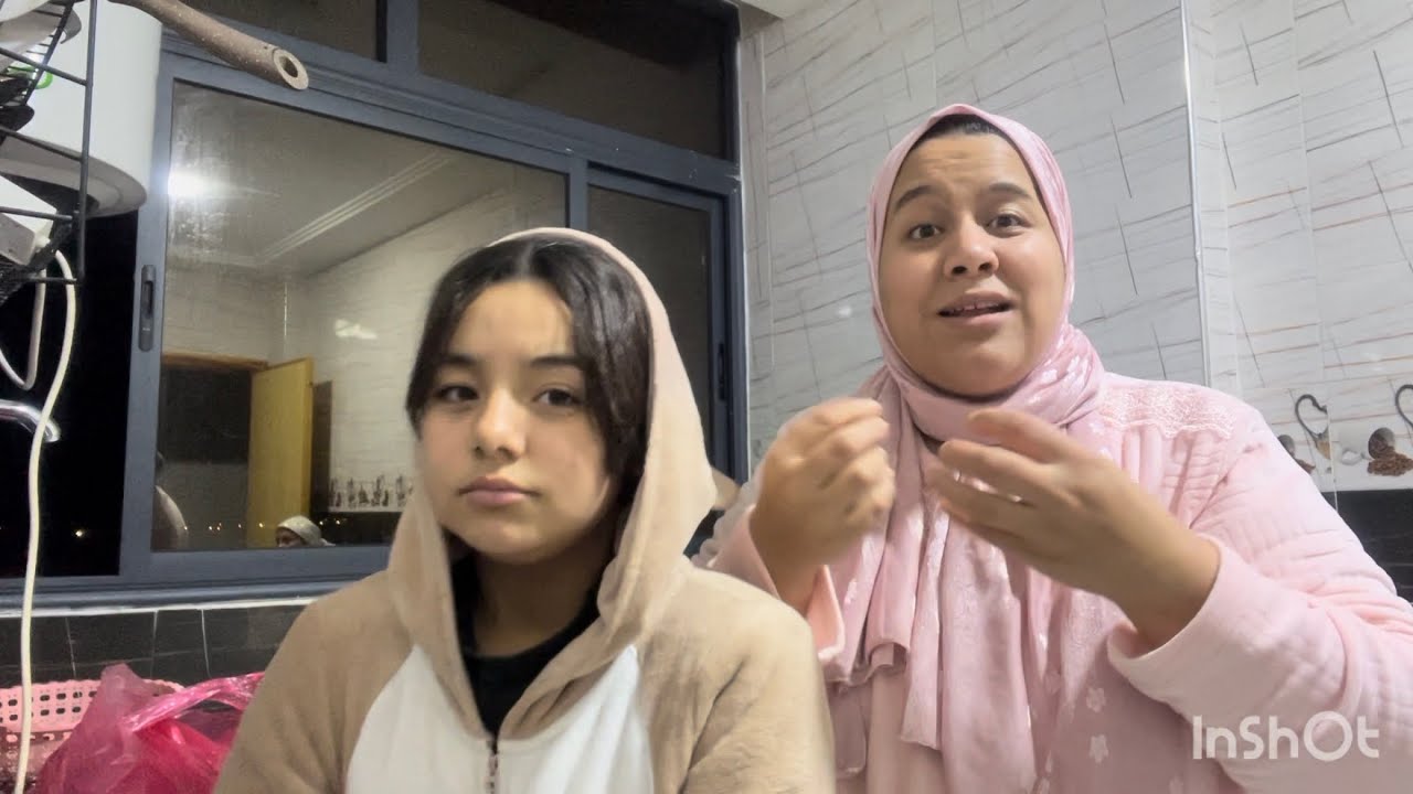 حشومةً وعيب وعال سمعتني هد المعيور هدي ماشي اول مرة دري هدشي 😭😭