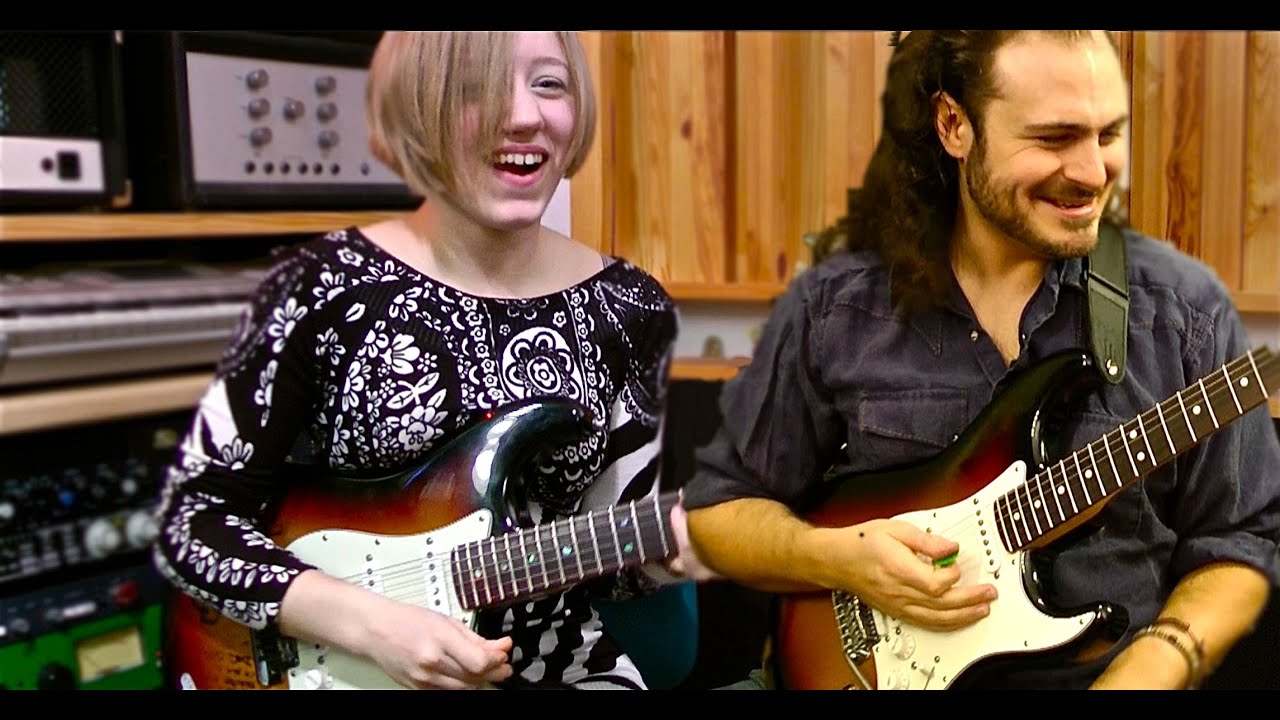 Jess Lewis ft. Alex Hutchings - Room 335 (Larry Carlton Cover)