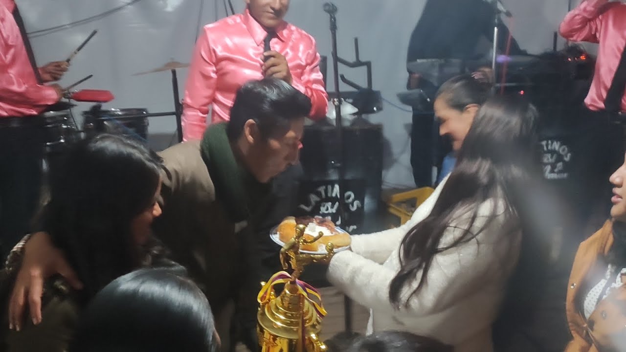 LOS LATINOS DEL AMOR... LA ECUATORIANA 10/12/2022