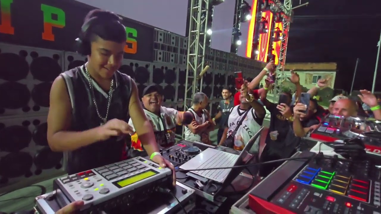 DJ Vitor GTR na Pipos Ultra Ragnarok #djvitorgtr #dj #rj 