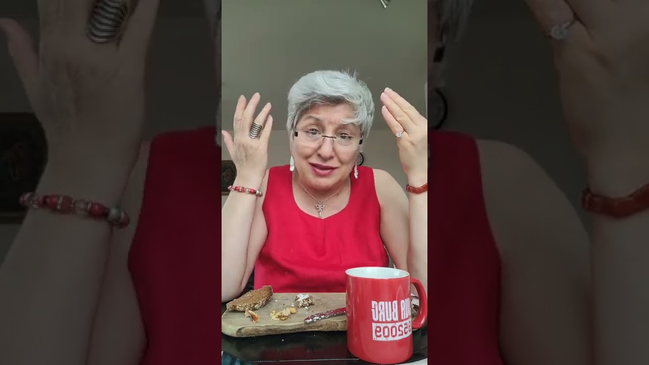 صبحانه امروز با شما🍁شیرموز و چای نعناع و ... همراه با غیبت درمانی و بروز خشم و نفرت ها 🍏