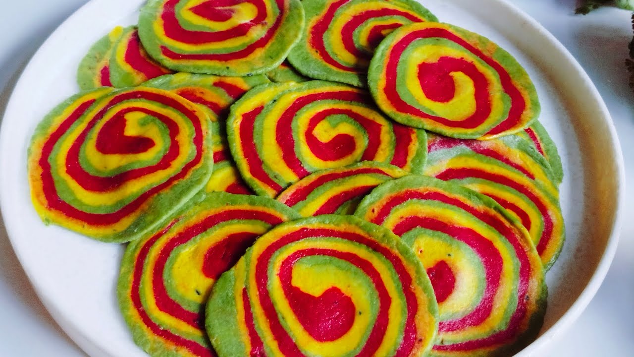 Healthy,🌈 rainbow poori recipe👌🏻#rainbow poori #colourful puri #Rinku puri recipe#soft fluffy puri 