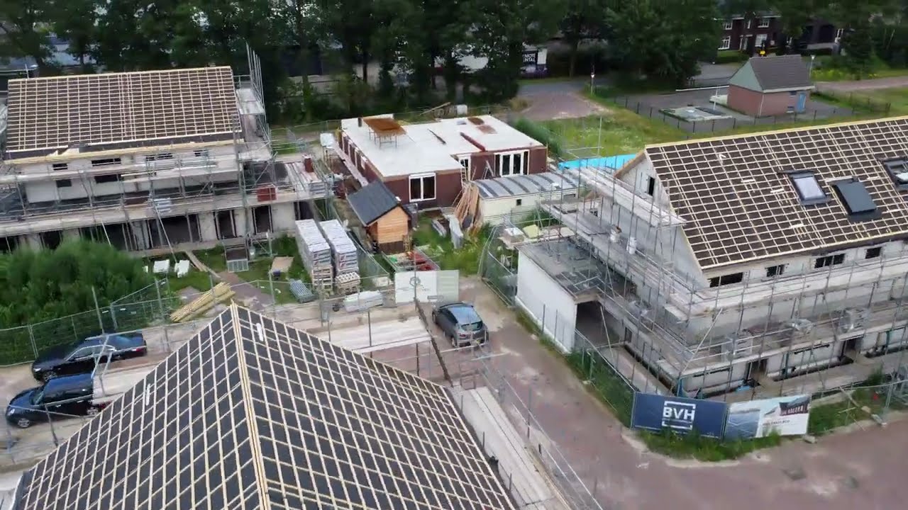 Bekistingen, beton en uit de grond metselen! De Erven Heesch, fase Boserf #21