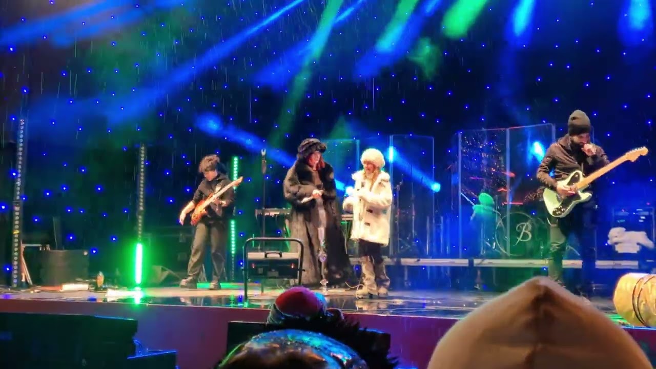 Live duet Maria @LidiaBuble #christmas #live #new #music #foryou #youtube #singer