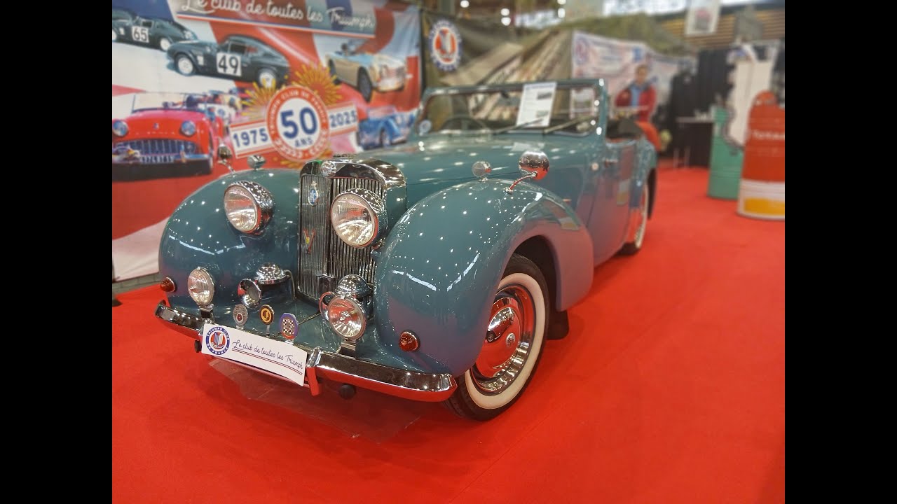 Epoqu'Auto 2025 - Les 50 ans de Triumph Club de France et le Roadster 2000 (1949).
