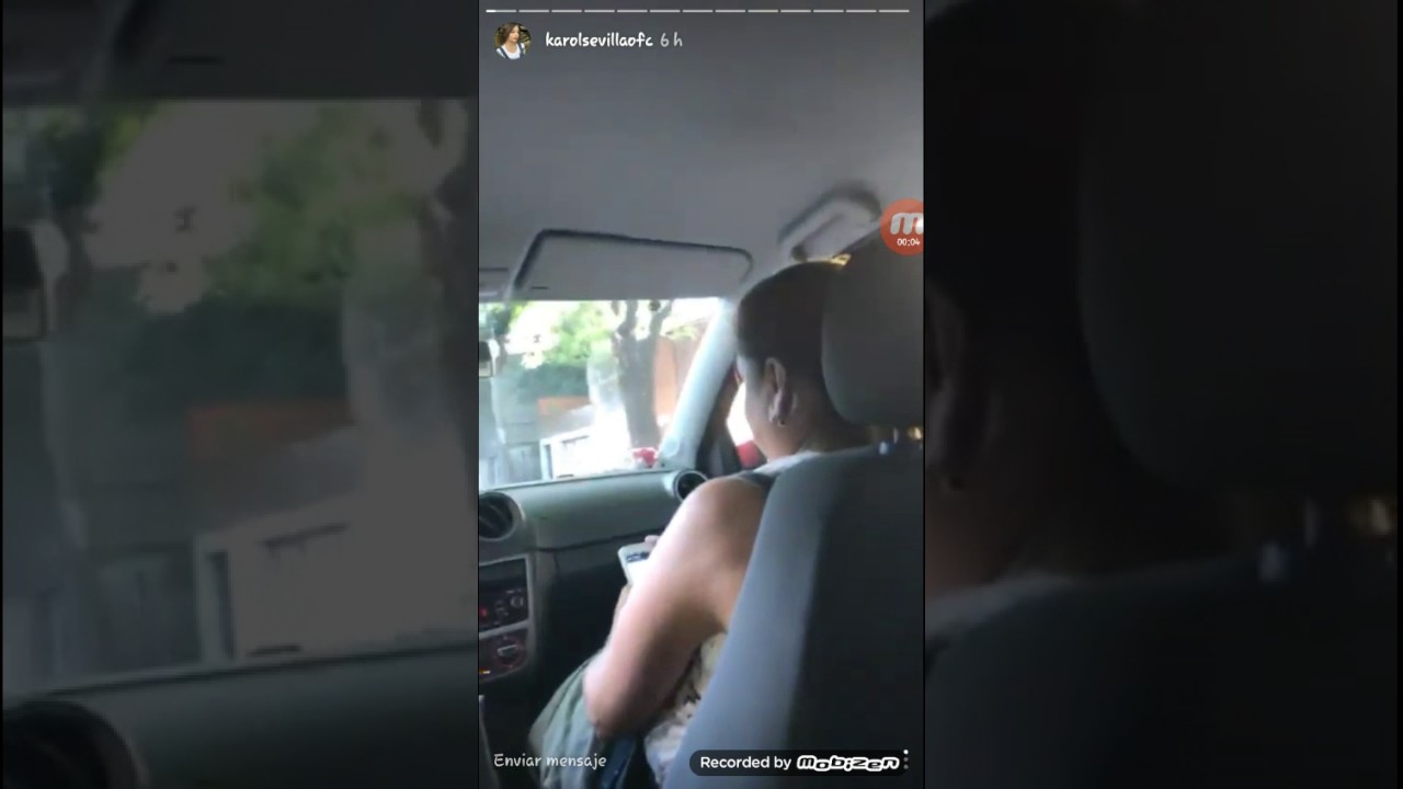 Karol Sevilla y su mamá