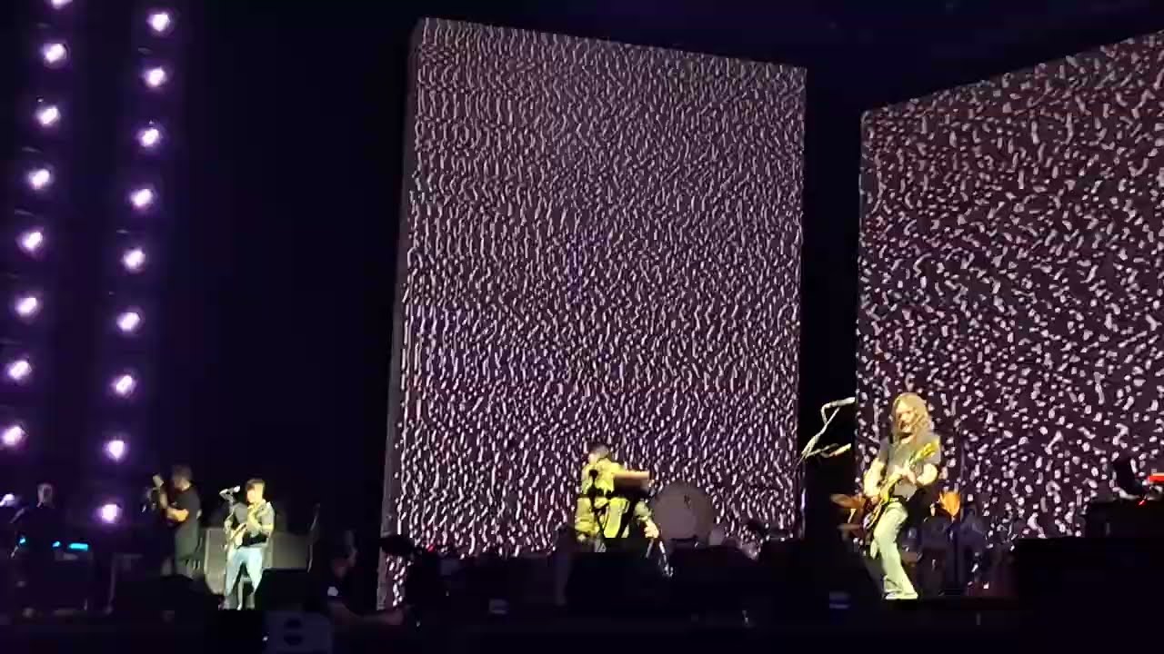 My Chemical Romance - Bury me in Black Live in Brazil