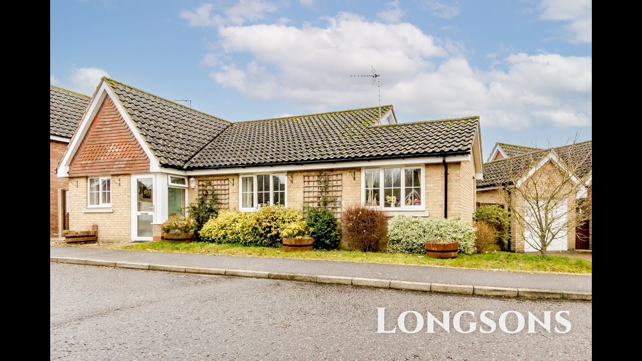BUNGALOW TOUR UK Over 55's! Price: £325,000 Swaffham, Norfolk. For Sale with Longsons estate agents.