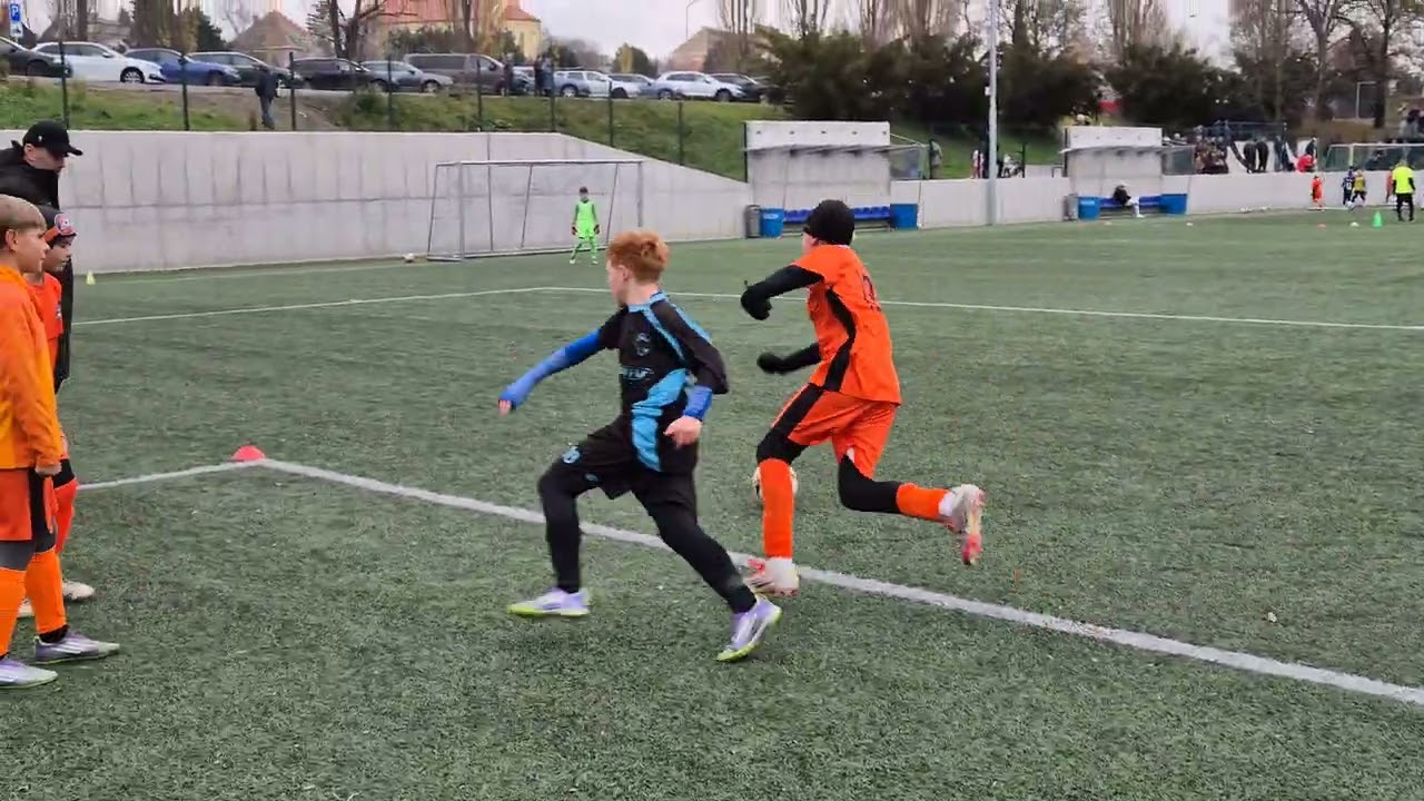 FK Caslav vs Football Talent Academy Praha 2016  - 2/3 - 15.11.2025 - 2. liga zaku U12 skupina C