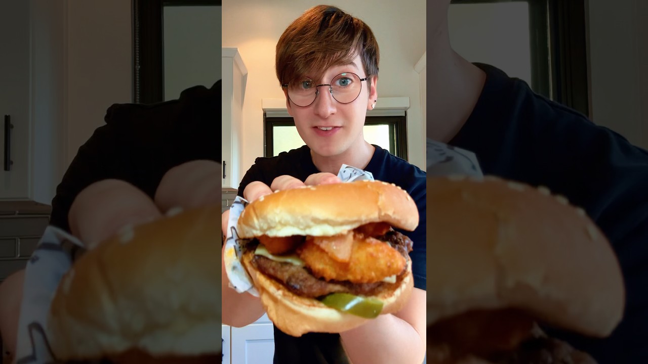 British Guy Tries Carls Jr For The FIRST Time!