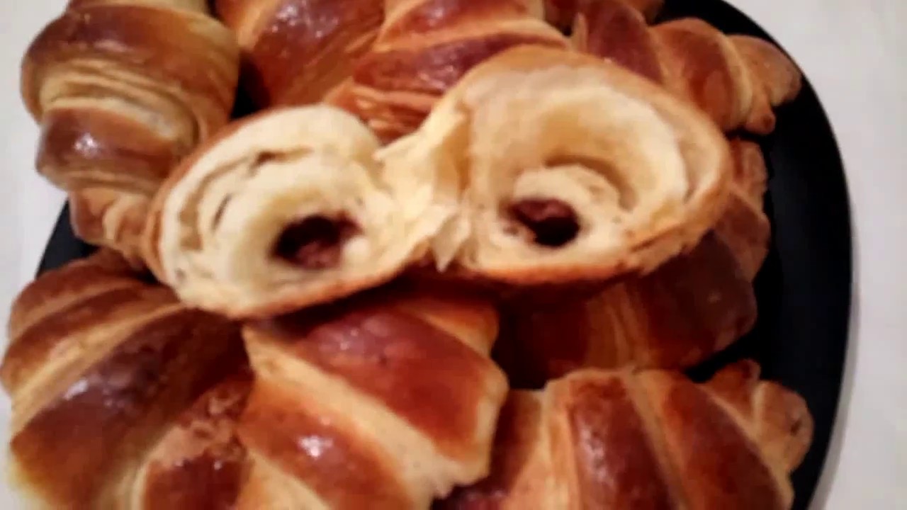 أم عبد الودود الكرواصون  ساهل وخفيف وبدون العجينة المورقةcroissants façon boulangerie