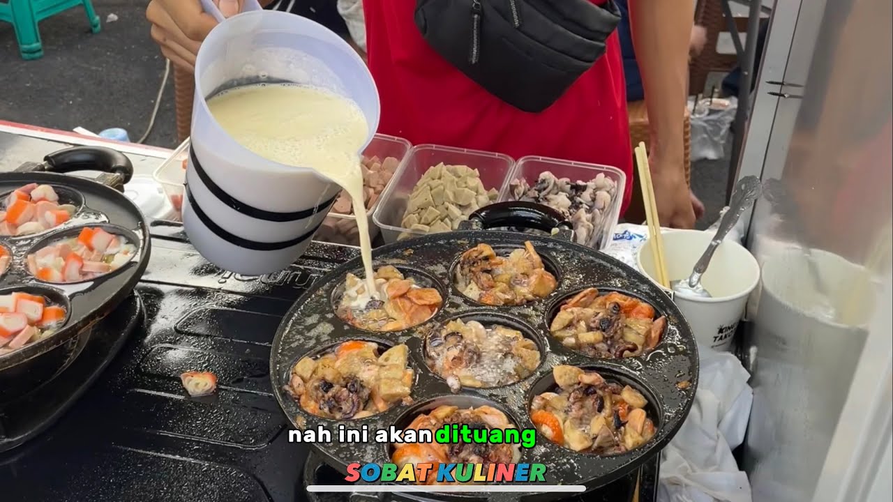 KING OF TAKOYAKI !! RAJANYA TAKOYAKI SEGEDE BOLA ISINYA BIOTA LAUT !! #streetfood #sobatkuliner