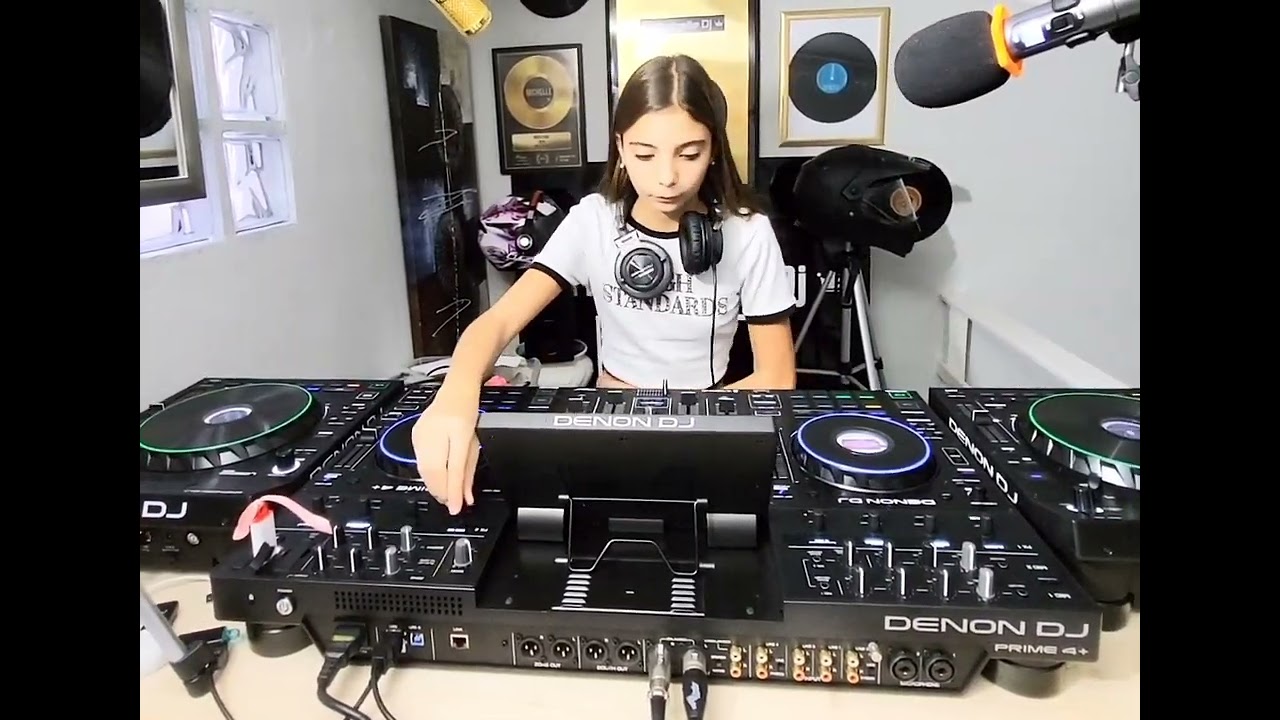 Dj Michelle (IT)