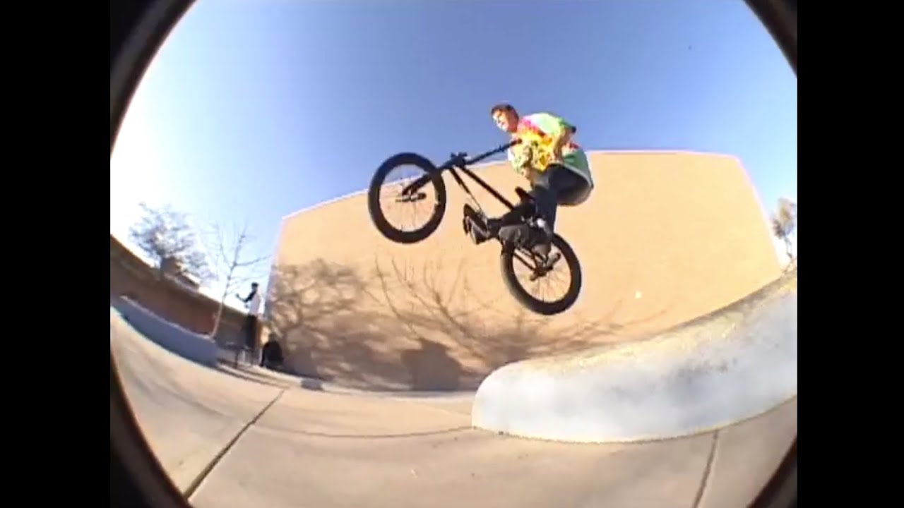 BMX - The Gully Factory - (Garbage.mov)